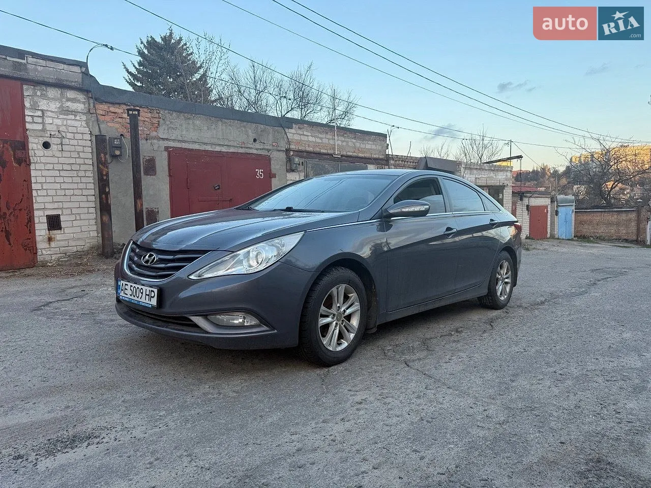 2010 Hyundai Sonata - мініатюра 3