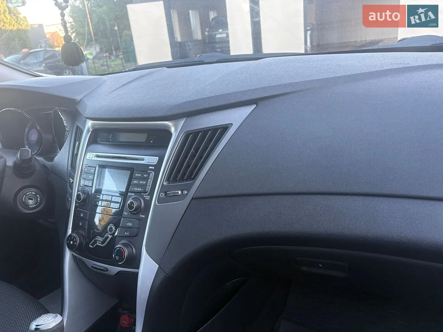2011 Hyundai Sonata - мініатюра 15