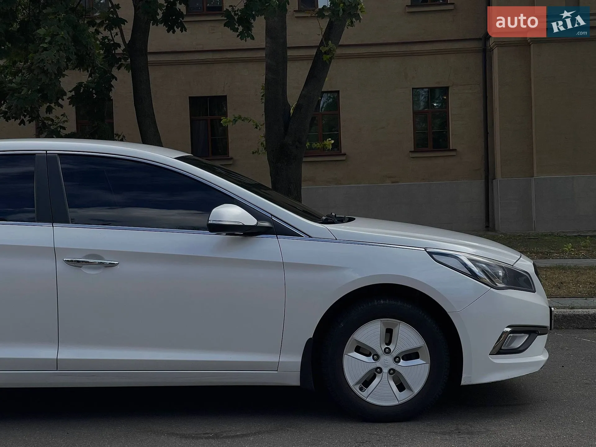 2015 Hyundai Sonata - мініатюра 18