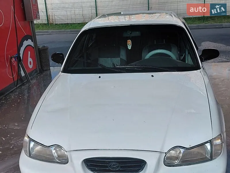 Hyundai Sonata 1998
