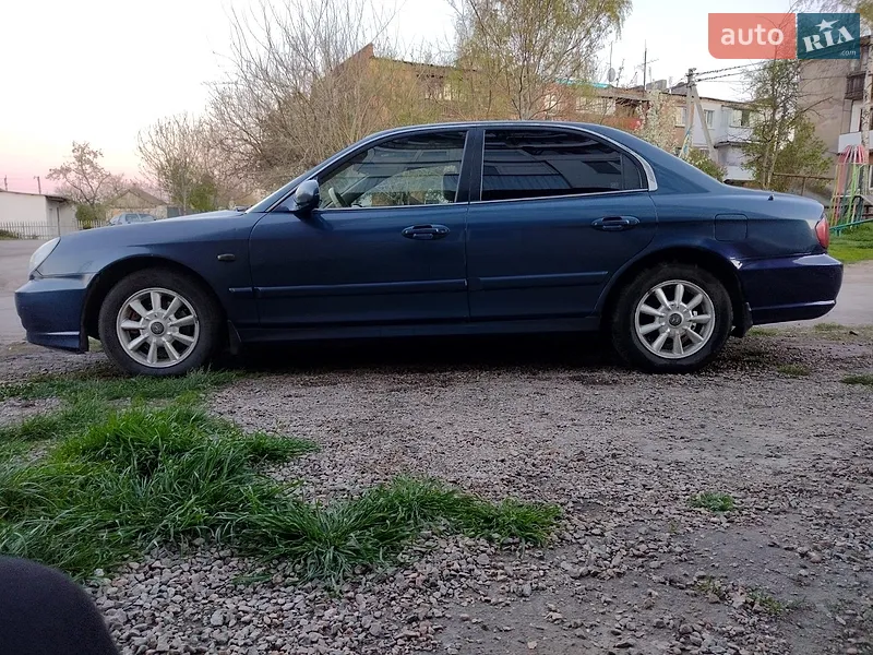 Hyundai Sonata 2001