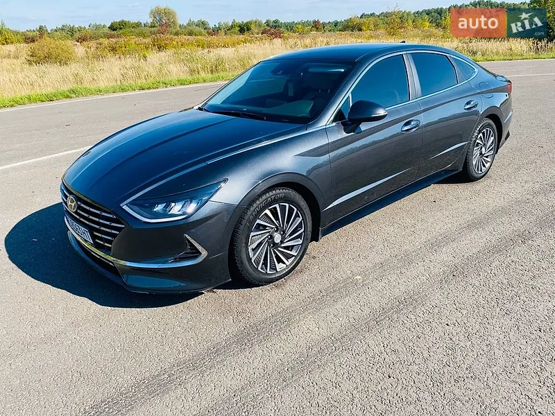 Hyundai Sonata