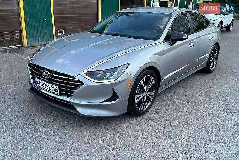 Hyundai Sonata