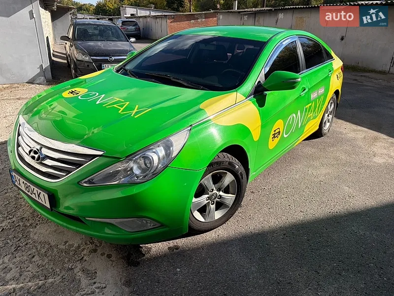 Hyundai Sonata 2013
