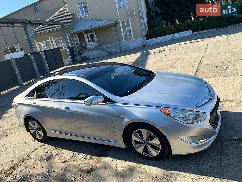 Hyundai Sonata