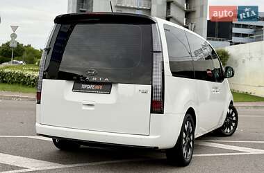 Мінівен Hyundai Staria 2021 в 
