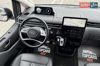Мінівен Hyundai Staria 2021 в 
