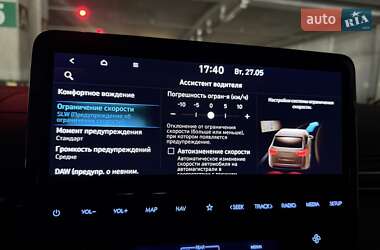 Мінівен Hyundai Staria 2021 в 
