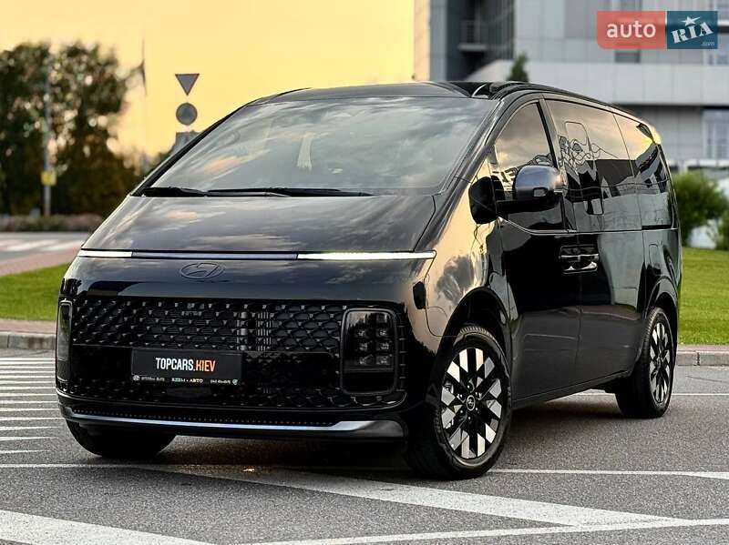 Минивэн Hyundai Staria 2025 в Киеве