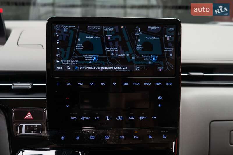 Минивэн Hyundai Staria 2025 в Киеве