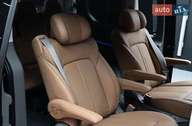Минивэн Hyundai Staria 2025 в 