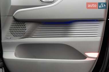Минивэн Hyundai Staria 2025 в 