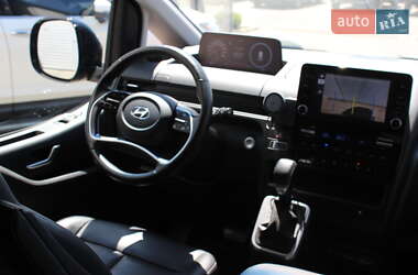 Мінівен Hyundai Staria 2023 в 