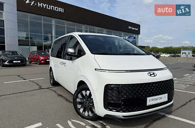 Мінівен Hyundai Staria 2022 в Києві