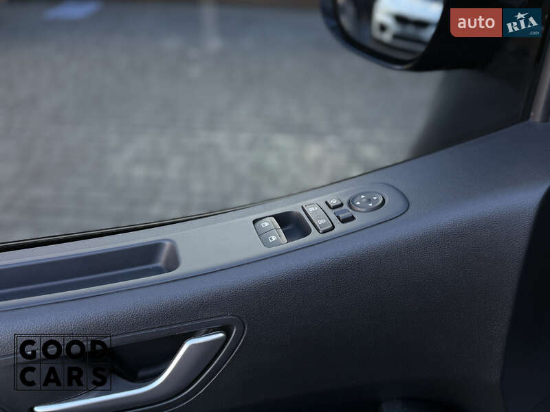 Минивэн Hyundai Staria 2023 в Одессе