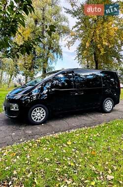 Минивэн Hyundai Staria 2022 в 