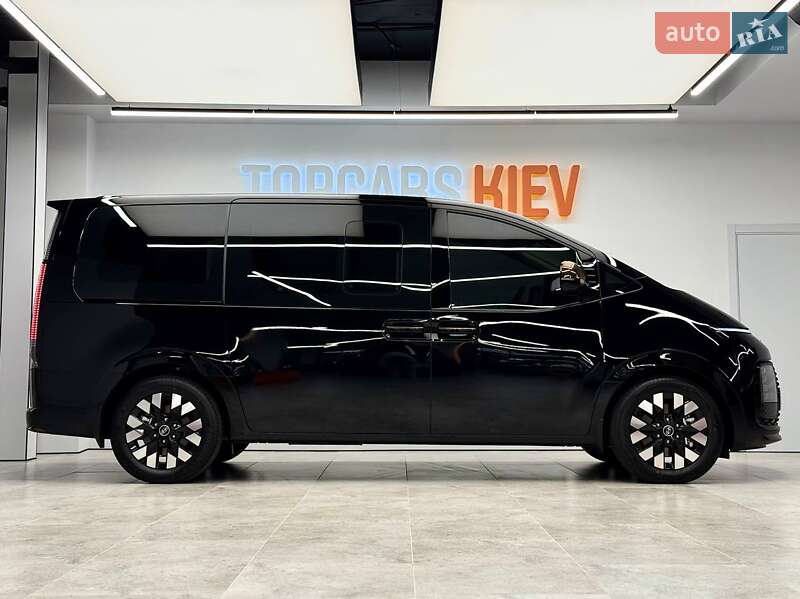Минивэн Hyundai Staria 2025 в Киеве фото 11 Минивэн Hyundai Staria 2025 в Киеве