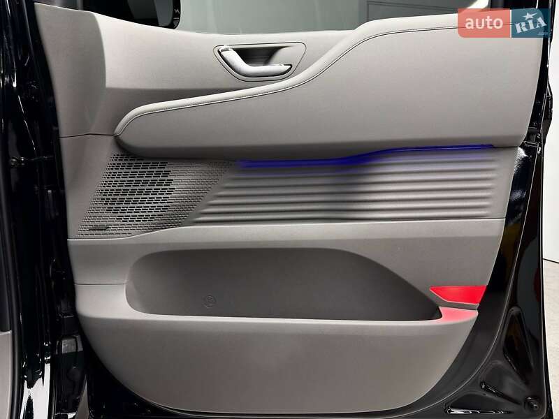 Минивэн Hyundai Staria 2025 в Киеве фото 48 Минивэн Hyundai Staria 2025 в Киеве