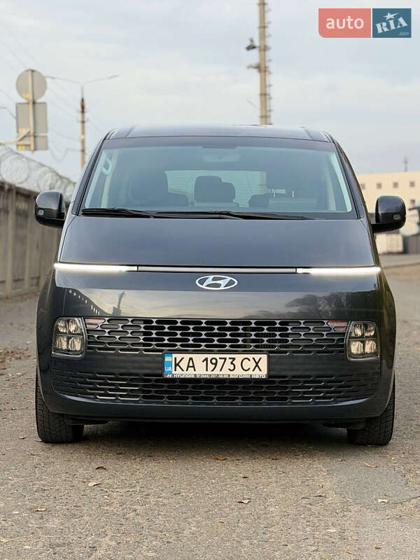 Минивэн Hyundai Staria 2021 в Киеве фото 2 Минивэн Hyundai Staria 2021 в Киеве