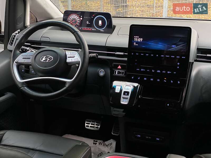 Минивэн Hyundai Staria 2022 в Днепре