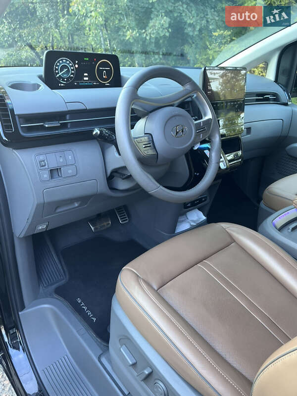 Минивэн Hyundai Staria 2023 в Одессе