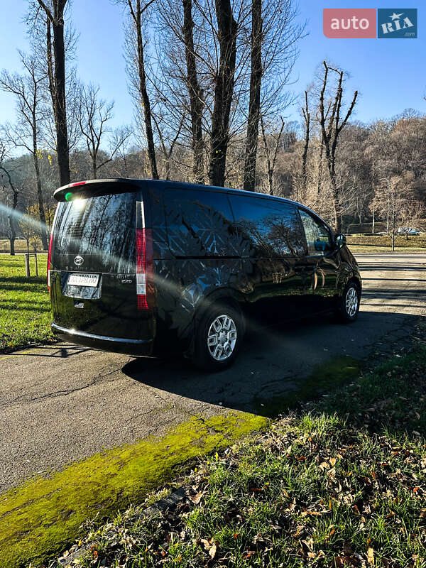 Минивэн Hyundai Staria 2022 в Киеве