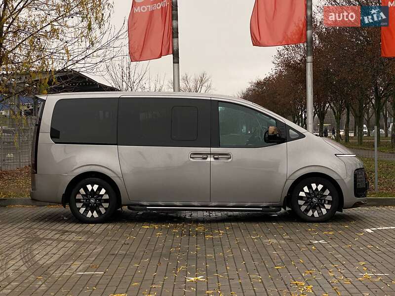 Минивэн Hyundai Staria 2025 в Днепре