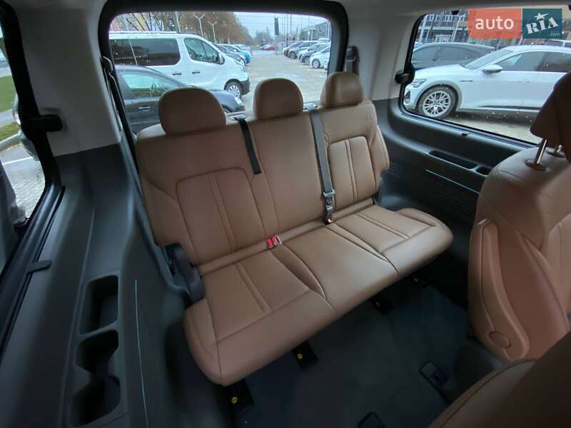 Минивэн Hyundai Staria 2025 в Днепре