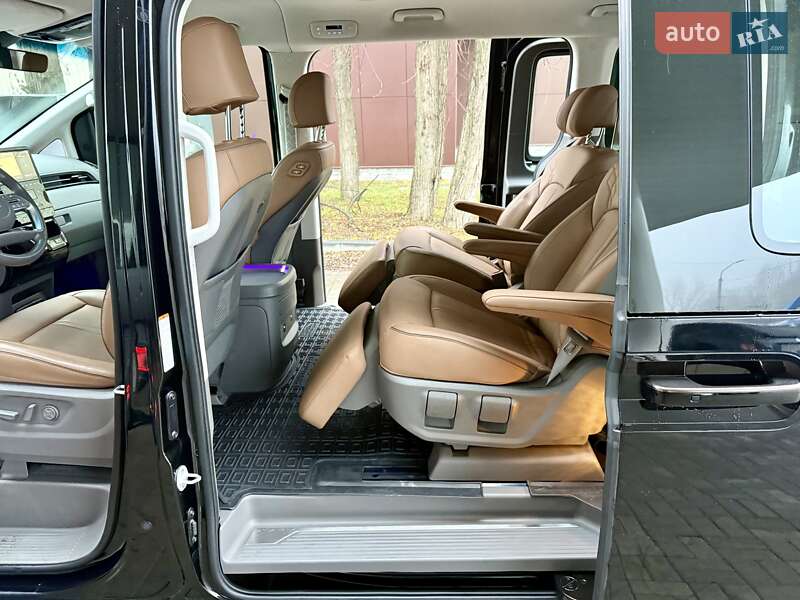 Мінівен Hyundai Staria 2022 в Дніпрі