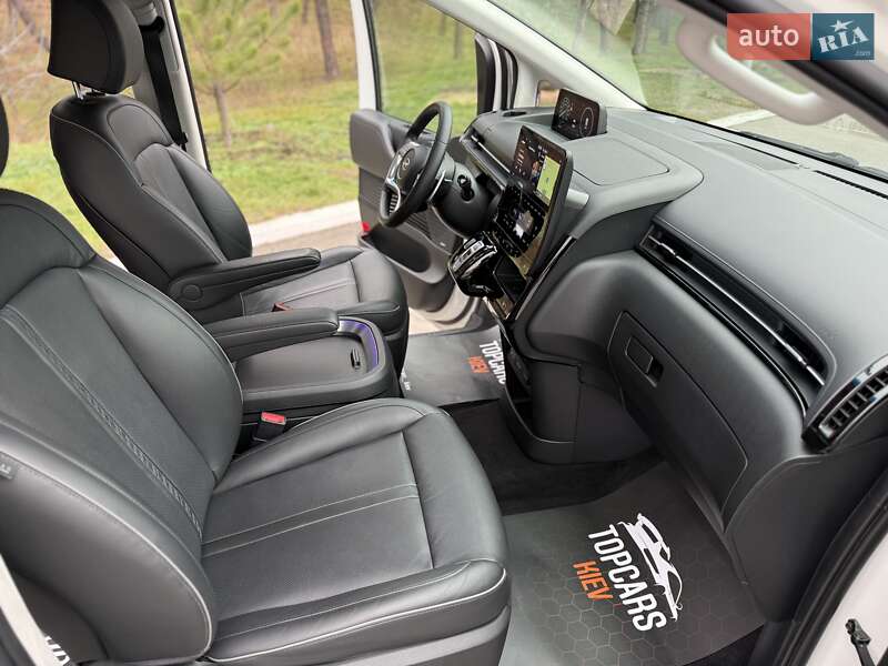 Мінівен Hyundai Staria 2021 в Києві фото 31 Мінівен Hyundai Staria 2021 в Києві