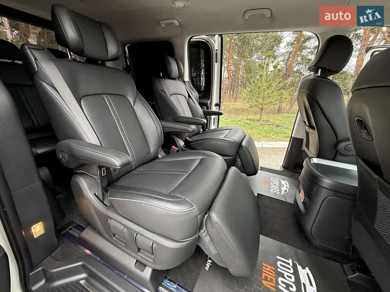 Мінівен Hyundai Staria 2021 в Києві фото 48 Мінівен Hyundai Staria 2021 в Києві