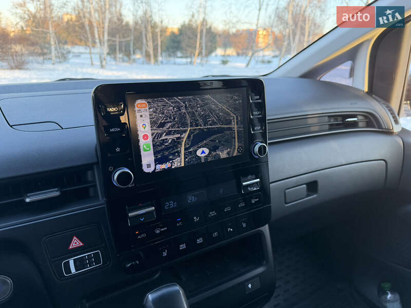 Мінівен Hyundai Staria 2021 в Чернігові