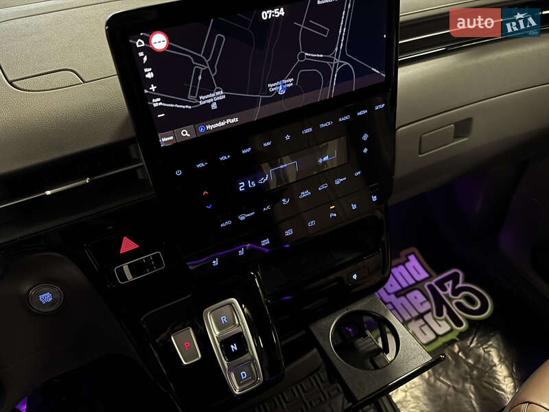 Минивэн Hyundai Staria 2022 в Киеве