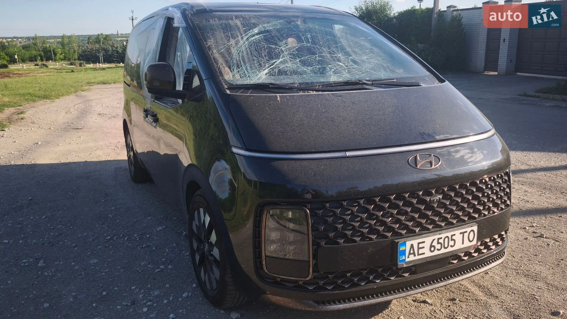 Hyundai Staria 2022 VIN KMHYF811DNU049311 фото оголошення 3 з 15