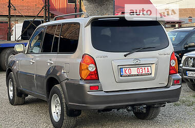 Внедорожник / Кроссовер Hyundai Terracan 2003 в Хусте