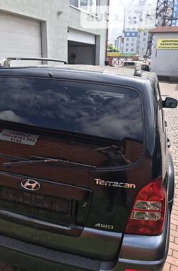 Внедорожник / Кроссовер Hyundai Terracan 2003 в Тысменице