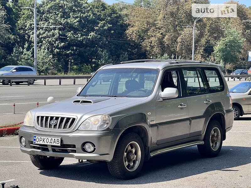 Внедорожник / Кроссовер Hyundai Terracan 2002 в Киеве