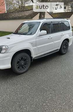 Позашляховик / Кросовер Hyundai Terracan 2001 в 