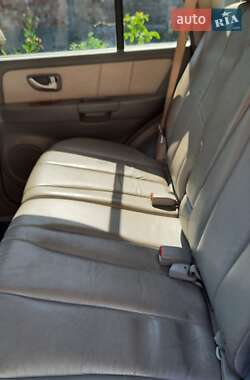 Позашляховик / Кросовер Hyundai Terracan 2007 в 