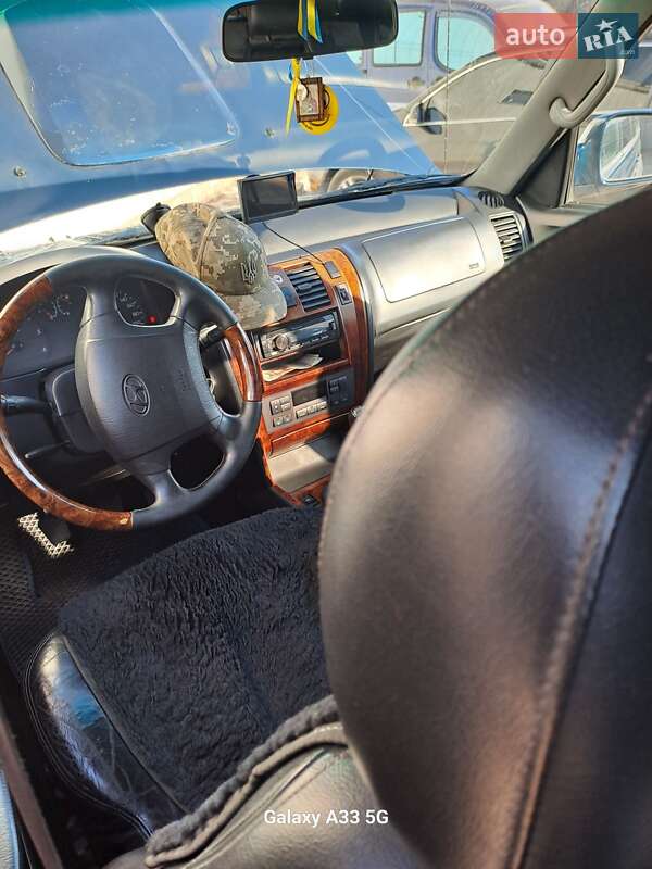 Внедорожник / Кроссовер Hyundai Terracan 2002 в Могилев-Подольске