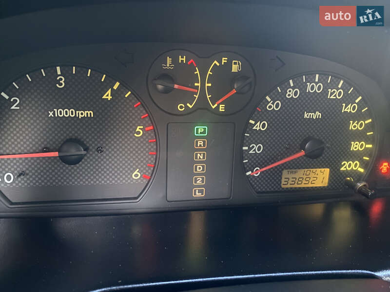 Внедорожник / Кроссовер Hyundai Terracan 2002 в Хусте