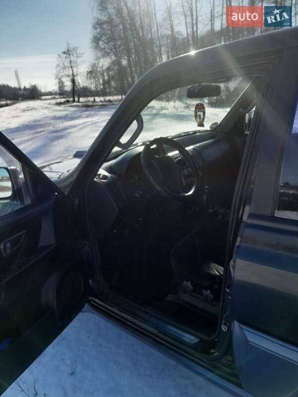 Позашляховик / Кросовер Hyundai Terracan 2002 в Переяславі