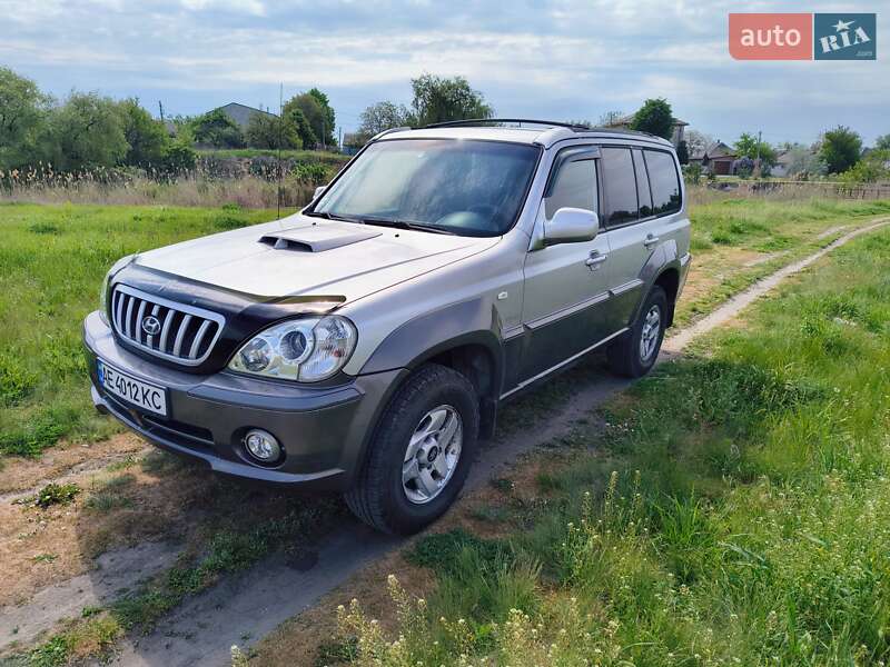 Позашляховик / Кросовер Hyundai Terracan 2002 в Дніпрі