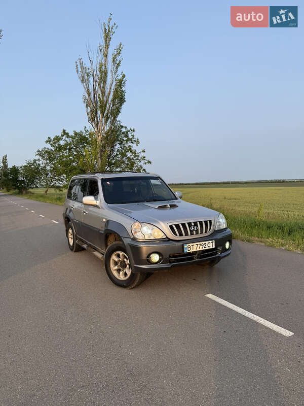 Внедорожник / Кроссовер Hyundai Terracan 2003 в Бобринце
