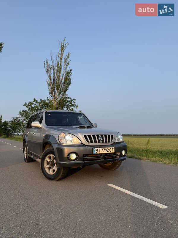 Внедорожник / Кроссовер Hyundai Terracan 2003 в Бобринце