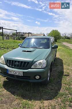 Внедорожник / Кроссовер Hyundai Terracan 2003 в Чугуеве