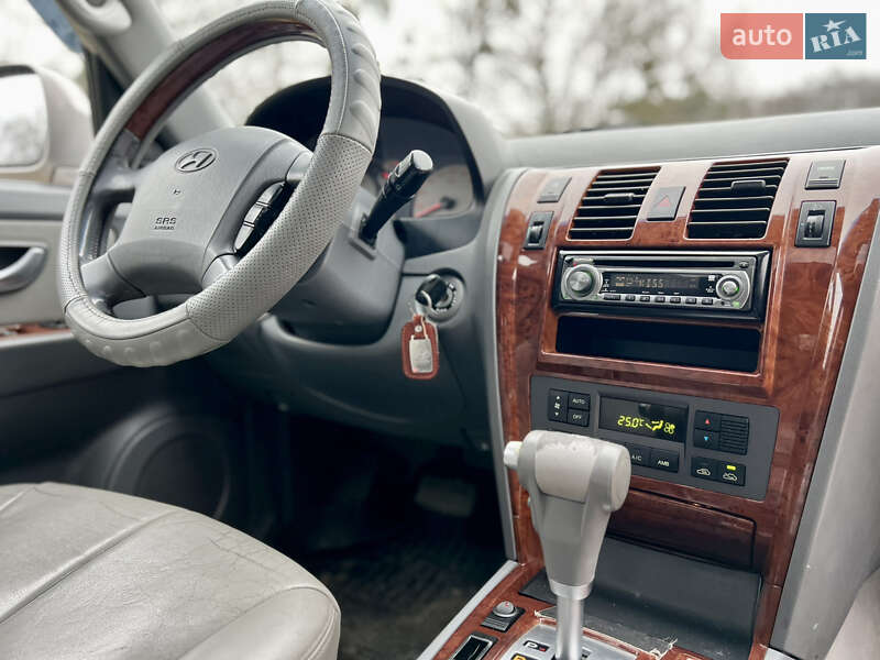 Внедорожник / Кроссовер Hyundai Terracan 2006 в Львове