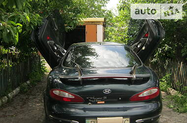Купе Hyundai Tiburon 1998 в Малій Висці