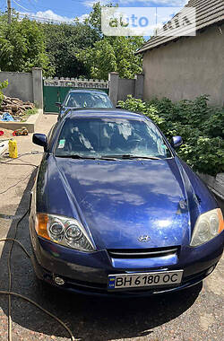 Купе Hyundai Tiburon 2002 в Сарате