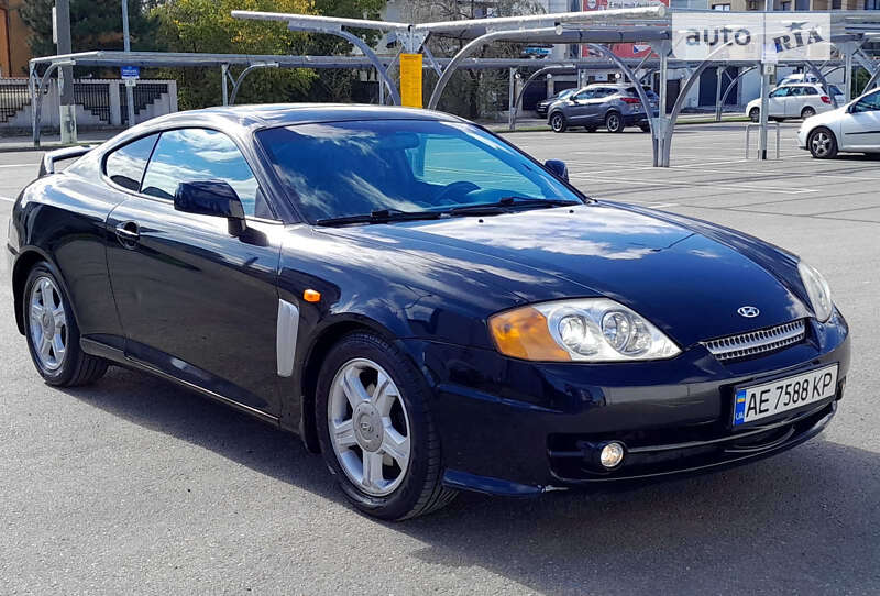 13 фото Hyundai Tiburon